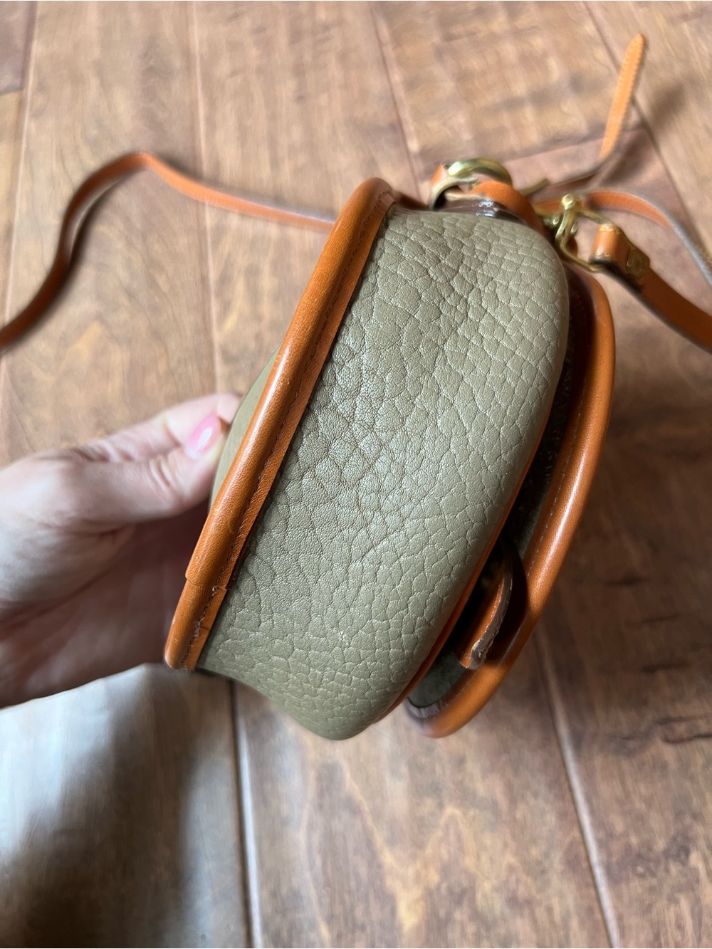 Vintage Dooney & Bourke AWL Duck Logo Mini Saddle Rare Crossbody Leather Bag - Picture 9 of 13